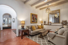 Casa Jari, Stylish 2 BD in Centro
